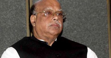 বছরে তিন লাখ লোক ক্যান্সার আক্রান্ত হচ্ছে : নাসিম বছরে তিন লাখ লোক ক্যান্সার আক্রান্ত হচ্ছে : নাসিম