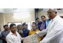 ঝালকাঠিতে কৃষকের মধ্যে সার ও বীজ বিতরণ করেছেন শিল্পমন্ত্রী ঝালকাঠিতে কৃষকের মধ্যে সার ও বীজ বিতরণ করেছেন শিল্পমন্ত্রী