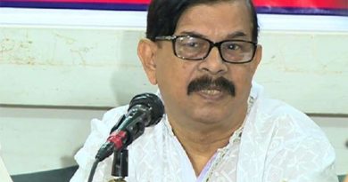 “নির্বাচনের বছরে সরকার এমন আন্দোলন অব্যাহত থাকার ঝুঁকি নেবে না” “নির্বাচনের বছরে সরকার এমন আন্দোলন অব্যাহত থাকার ঝুঁকি নেবে না”