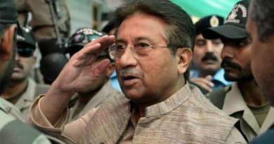 দলের প্রধানের পদ থেকে পদত্যাগ করলেন পারভেজ মোশাররফ দলের প্রধানের পদ থেকে পদত্যাগ করলেন পারভেজ মোশাররফ